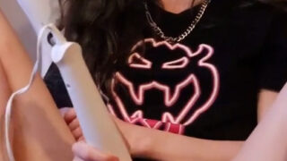 Hannah Owo Masturbating on the Gaming Chair – Onlyfans video
